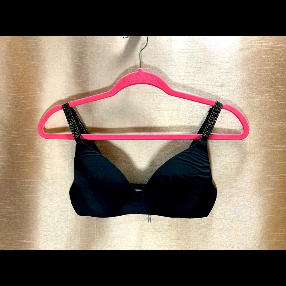 Victoria’s Secret black bra size 34B adjustable straps - fast shipping